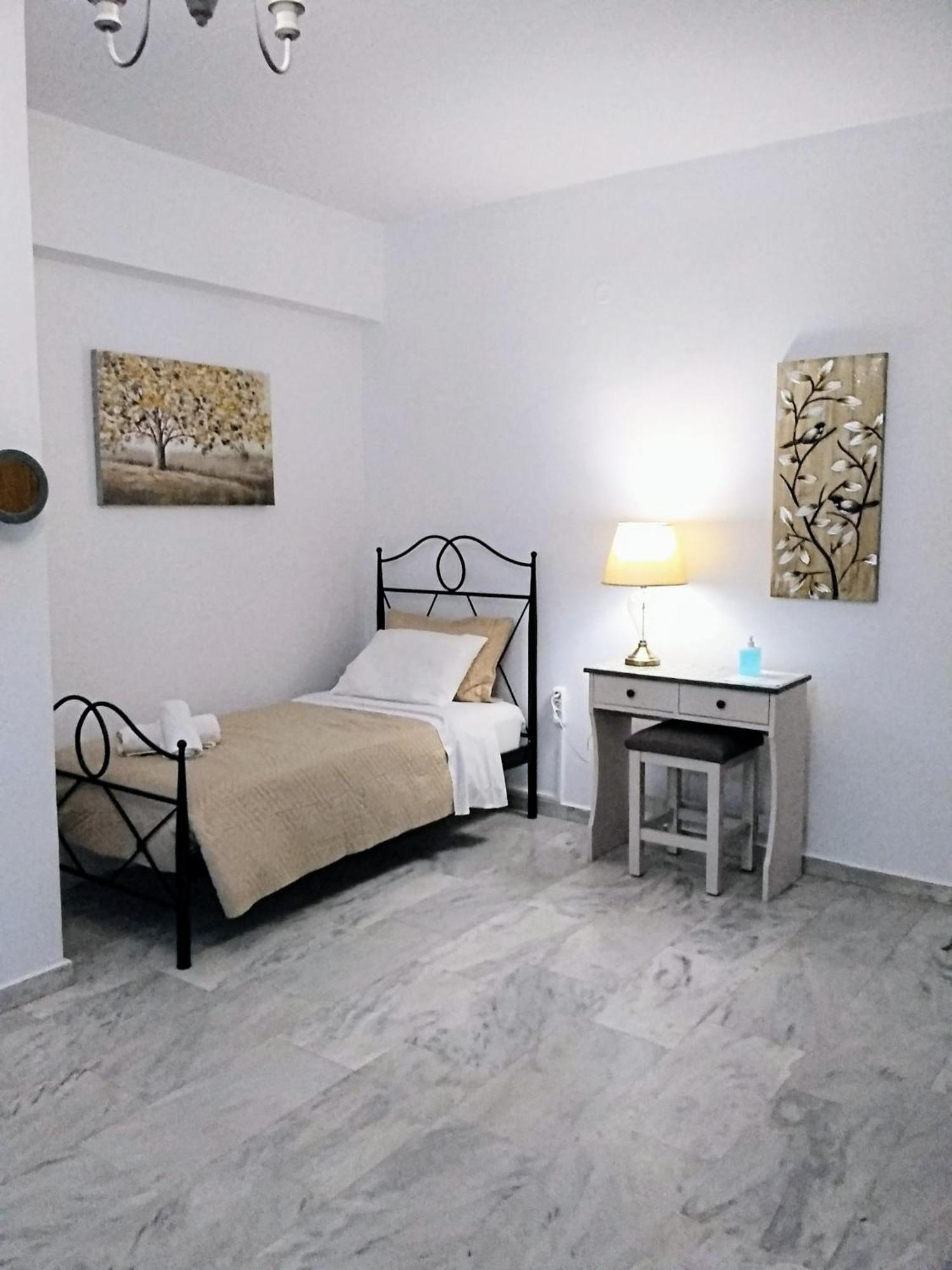 Idomeneas Apartments Soúgia Pokoj fotografie